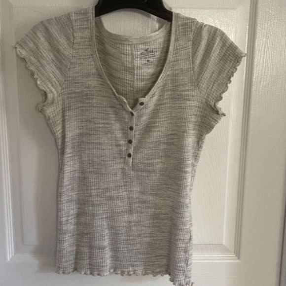 Hollister fitted lightweight Waffle Knit Top - Picture 1 of 4